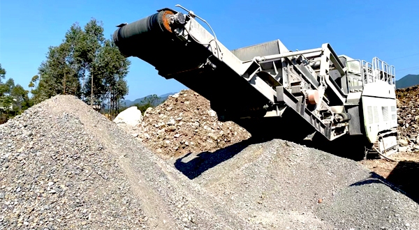 Tracked Jaw Crusher for Sale