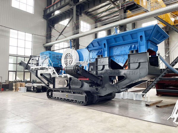 Quarry Crawler Type Portable Stone Crusher Machine Pirce in India Track Mobile Concrete River Rock Gravel Crushing Plant