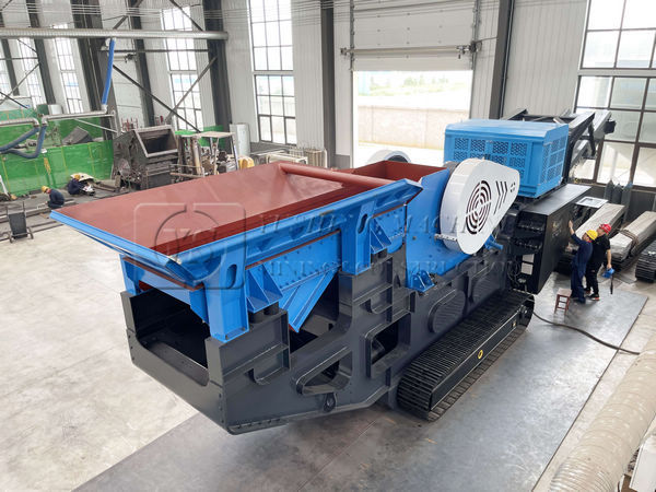 Portable Mobile Stone Crusher for Sale Tracked Jaw Crusher with Wireless Control