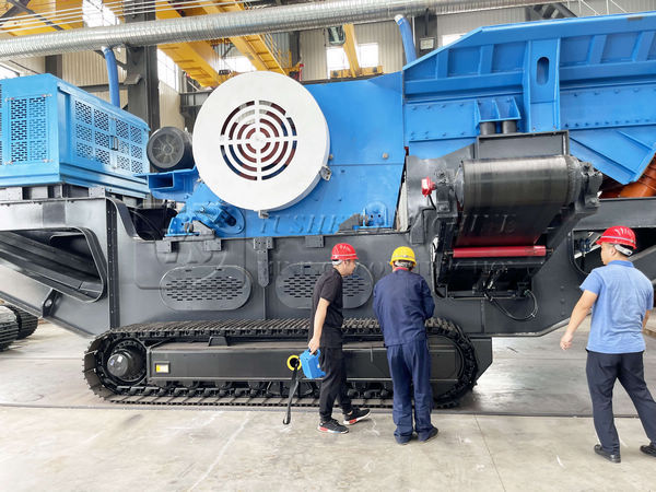 Energy-saving Track Type Mobile Jaw Crusher Tracked Mini Jaw Crusher Manufacturers from Henan Yusheng