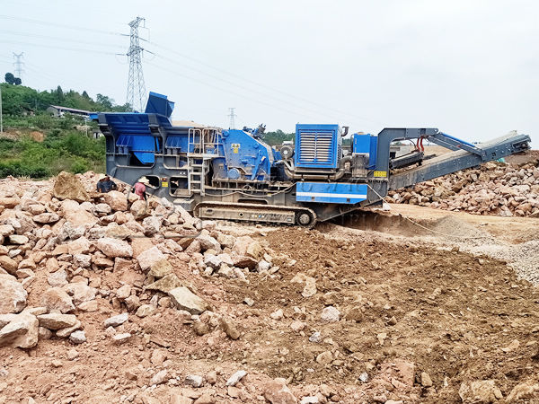 Cement Block Impact Crusher Crawler Mobile Cone Crusher on Crawler Tracked Mobile Impact Crusher