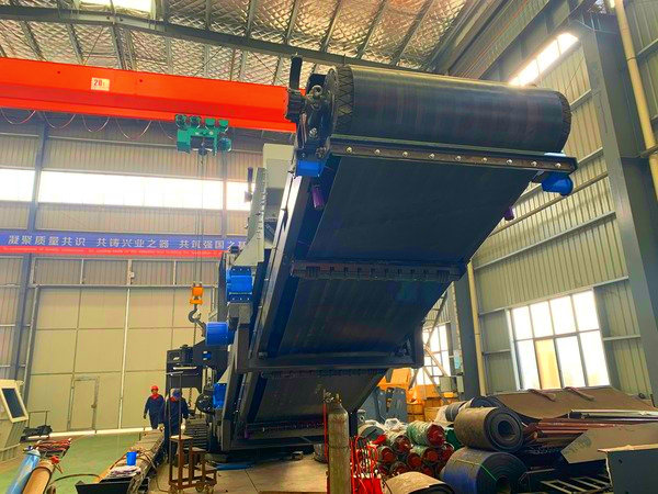 200 tph Track Mobile Stone Impact Crusher Plant Price for Sale