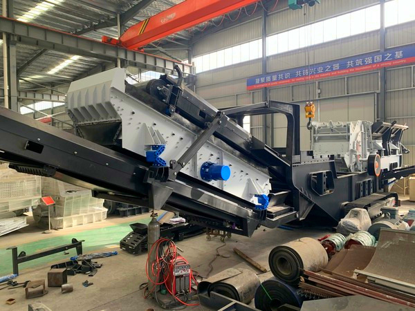 Mining Quarry Stone Crushing Machine Mobile Stone Crusher Tracked Mobile Impact Crusher for Sale