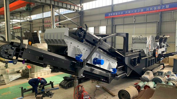 200 tph Mobile Stone Crusher Price Tracked Granite Mobile Impact Crusher For Sale In Indonesia