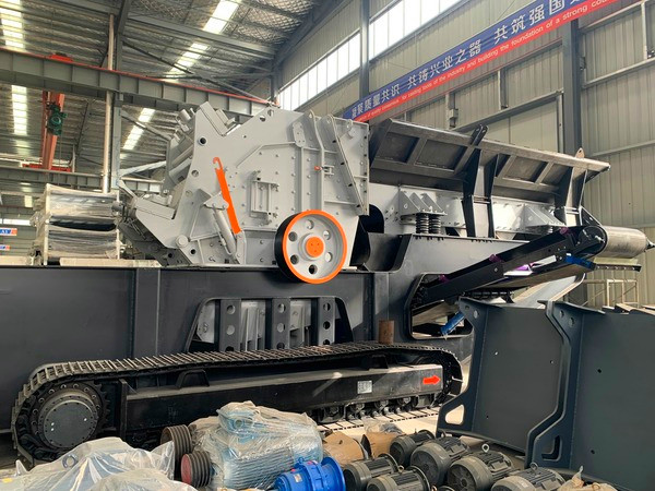 Mining Mobile Crushing Plant for Sale Tracked Mobile Impact Crusher Manufacturers