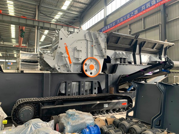 Track Type Impact Crusher Mobile Impact Stone Quarry Crushing Plant