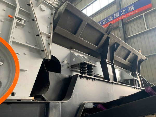 Mobile Tracked Impact Crusher with Screen Factory Price for Coal Crushing in Russia