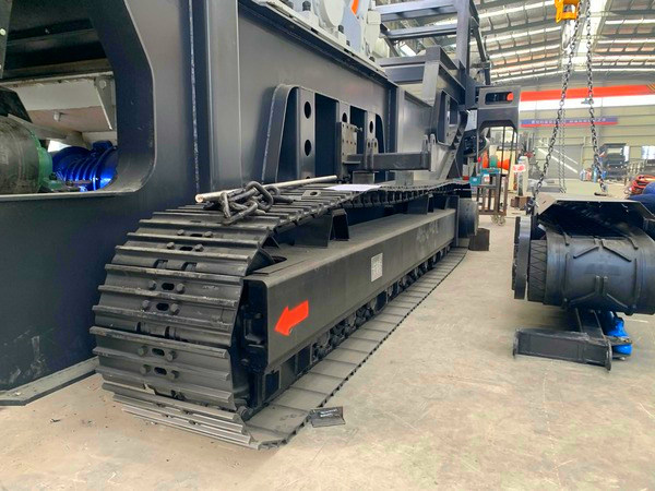 Crawler Type Mobile Impact Crusher Track Mounted Mobile Crusher Plant for Sale