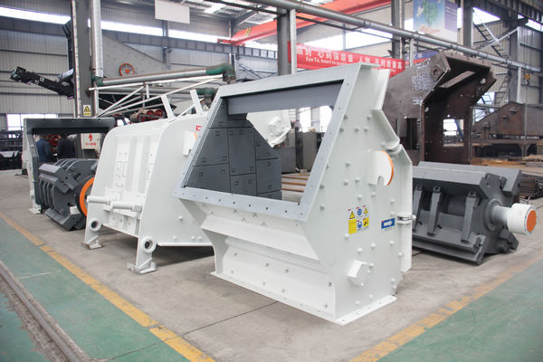Mobile Stone Jaw Crusher for Sale Rock Cone Crusher Plant Crushing Machine
