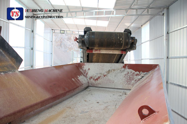 Mobile Crushers and Screens Tracked Aggregate Mobile Cone Crusher For Sale